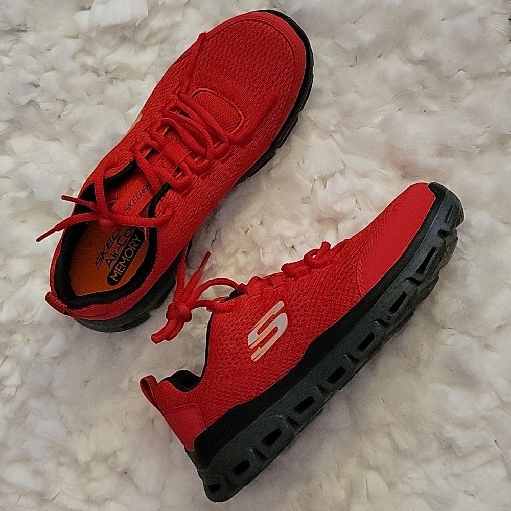 Skechers Air Cooled Memory Foam red black mesh lace-up sneakers size 5 New…